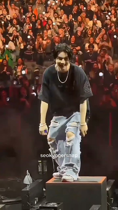 slayyyy...🥵🔥🔥#minyoongi #suga #solo #concert #btsarmy