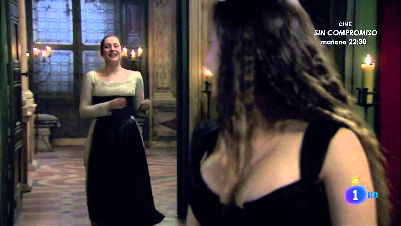 Elisa Mouliaá Águila Roja 7x07