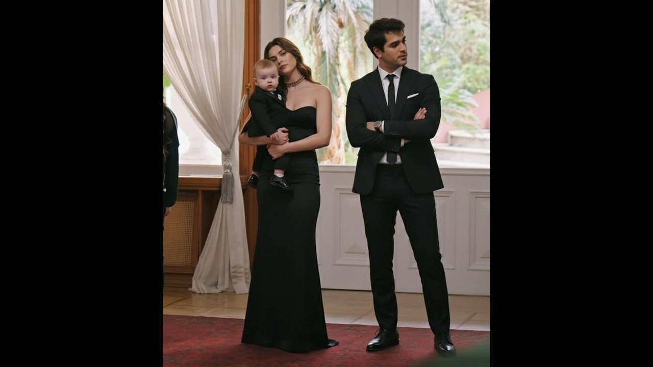 Afra Saraçoğlu and Mert Ramazan Demir oh my god