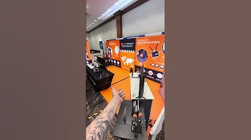 Just One Snap at the Vibration Institute Expo.MOV