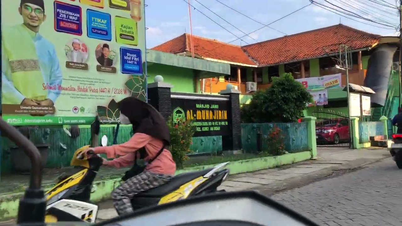 Suasana jalan sore di Kunciran | Tangerang