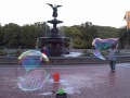 bubbles @ the Bethesda fountain II