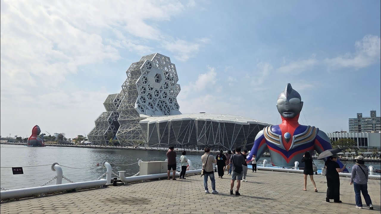 來愛河見超人力霸王😁我快成為Labubu富翁了🤣