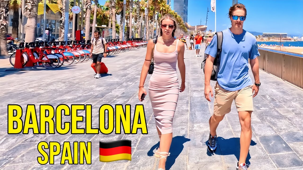 Barcelona city,Spain/ walking tour in Barcelona city of many beautiful