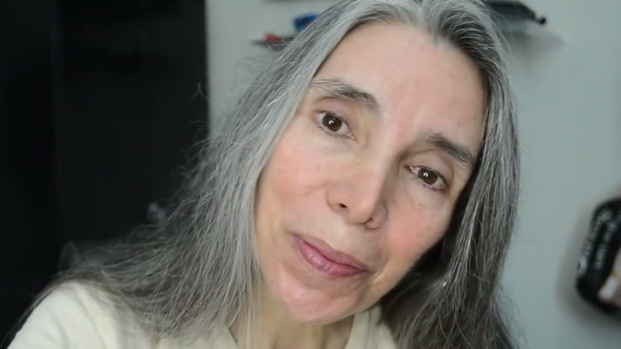 ASMR TE HAGO TU MAQUILLAJE Y LIMPIO CARITA