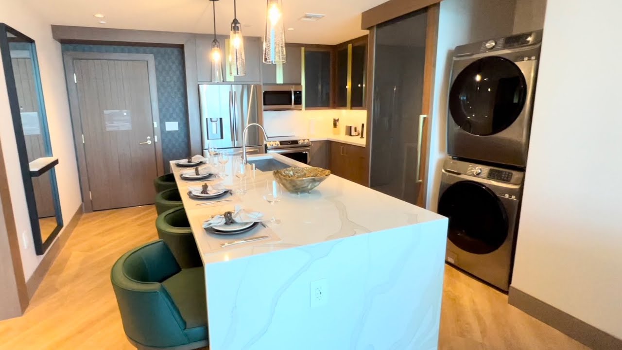 Penthouse 1-Bedroom Room Tour | Floor 58 | ELARA Hotel by Hilton, Las ...