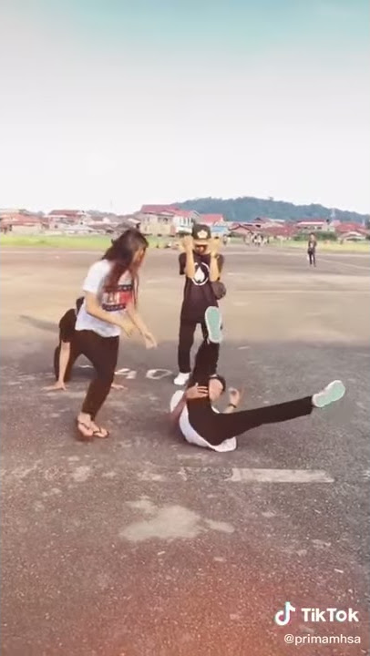 Demi sahabat dia merelakan nyawanya