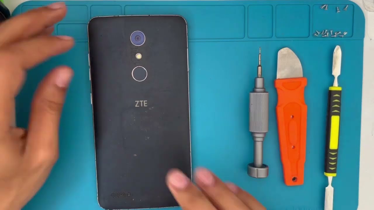 Cómo desarmar un celular ZTE 981 /ZTE 982