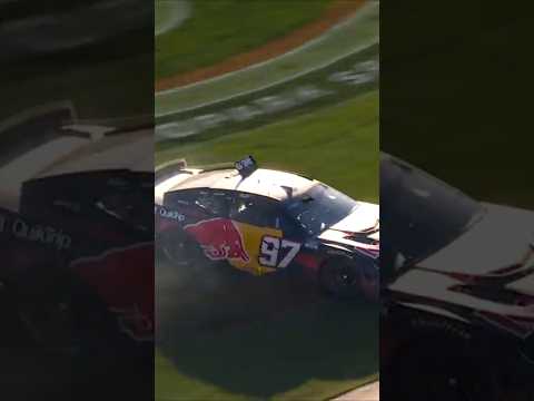 Larson sends SVG on a ride 😮