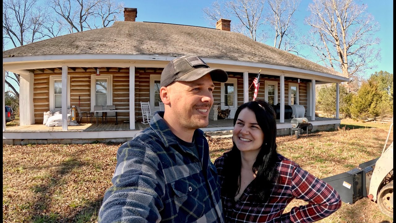 Abandoned Farm House Tour - Part 1