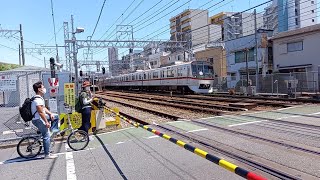 都営5300形5319F エアポート急行逗子・葉山行き 子安～神奈川新町間にて