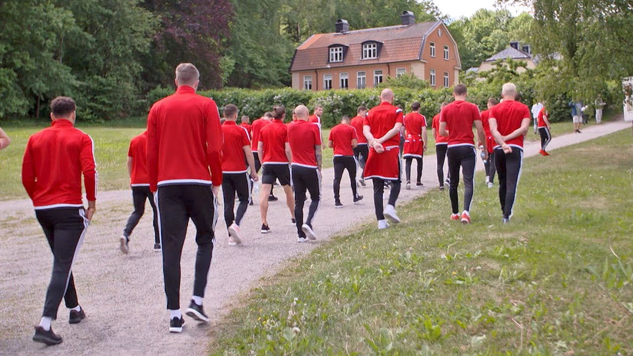 FAWTV: Wales player's pre-match walk around Stockholm