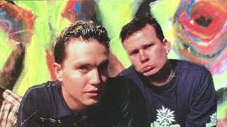 blink-182 - YOU DON&#39;T KNOW WHAT YOU&#39;VE GOT but the mix sounds good