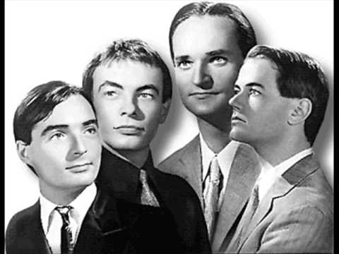 Kraftwerk - Hall of Mirrors Live 1981