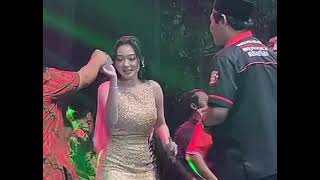 Meriahnya Perform  Artis  OM ADELLA Di Bantargebang-Bekasi