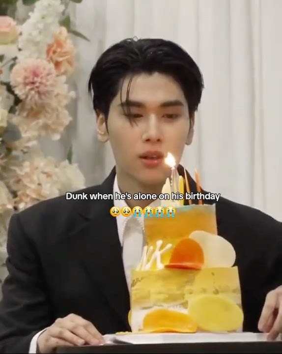 Happy Dunk Day🎂 (Joong has fashion week in Paris) #joongdunk #dunknatachai #joongarchen #จุงดัง #bl