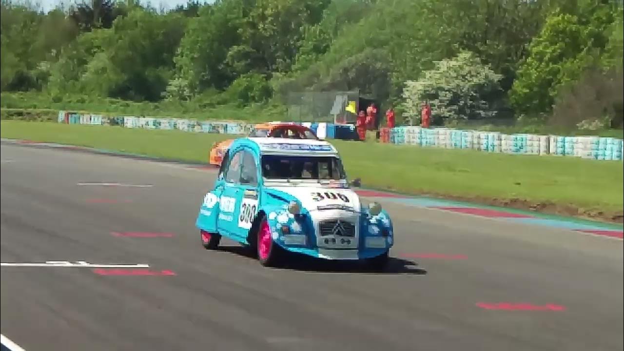 Citroen 2CV Racing Pembrey 2023 Qualifying Shenanigans LIFT OFF citroen-2cv-racing-pembrey-2023-qualifying-shenanigans-lift-off