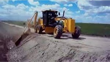 Mega Crazy Grader Operator Trimming Slope Skills