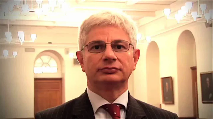 OU Week on Wordia.com with Professor Gary Slapper ...