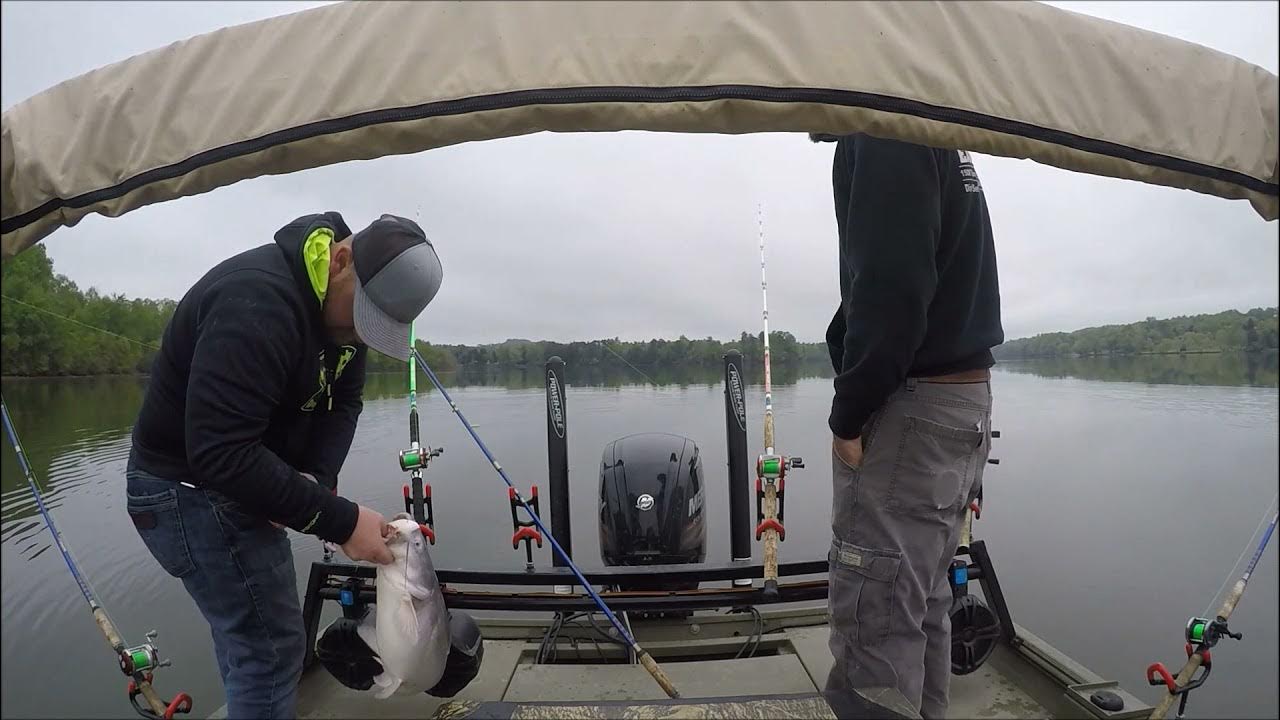 Catfishing Watts bar lake Tennessee 2 personal best!! YouTube