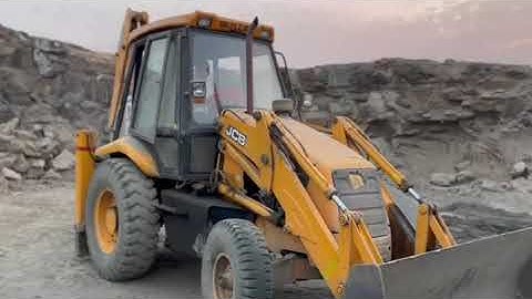 Jcb 3dx Eco Machine Mahindra New Eicher Swaraj Loading Tractor Stuck in compost |  Jcb Tipper video