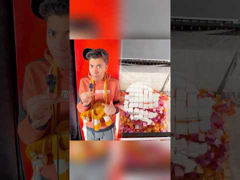 حجات بتحصل معانا واحنا صغيرين لما صحبك يكهربك