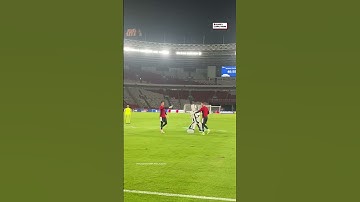 Intip latihan Maarten Paes & Emilio Audero kiper timnas Indonesia jelang laga kontra Bahrain di GBK