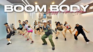 Download Lagu BOOM BODY by AKON, SHAGGY, AIDONIA | ZUMBA | ZFUN MP3