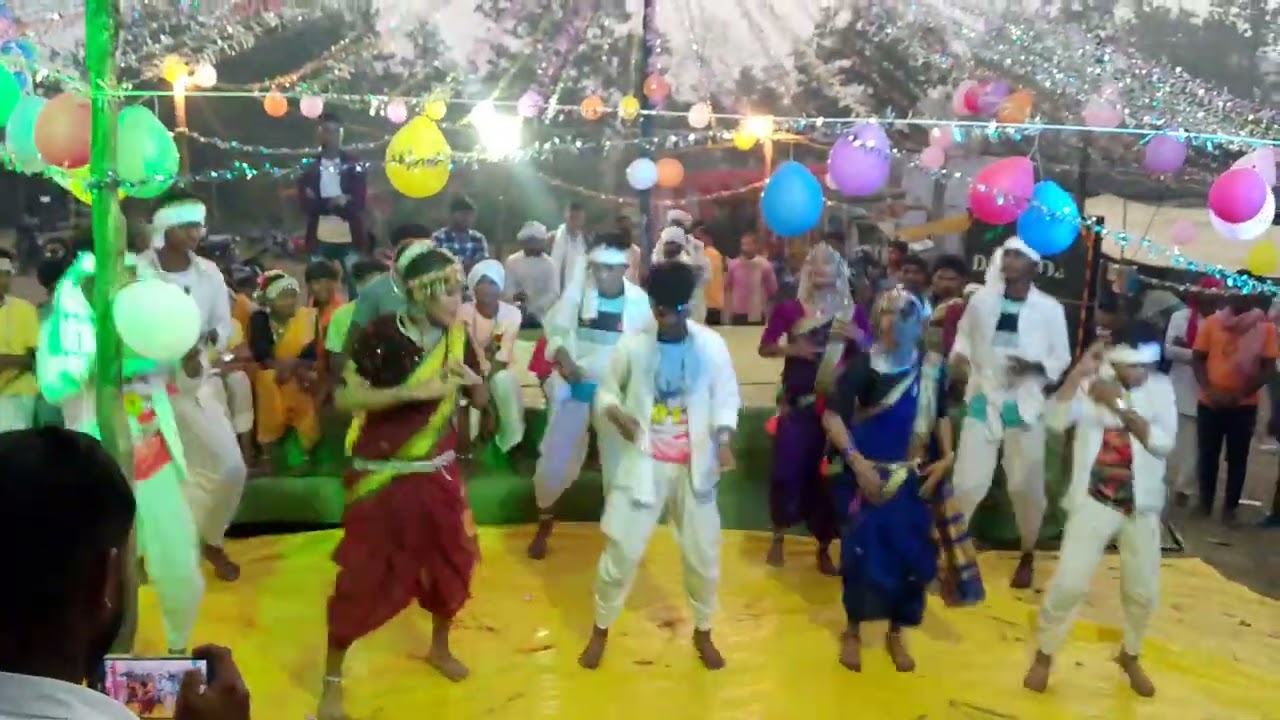 Mousam ta maza ! gondi dance pratiyogita kayda !!  Gullu chouhan  ji group Dehariya
