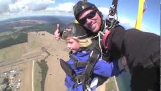 Frankie Bader skydiving!