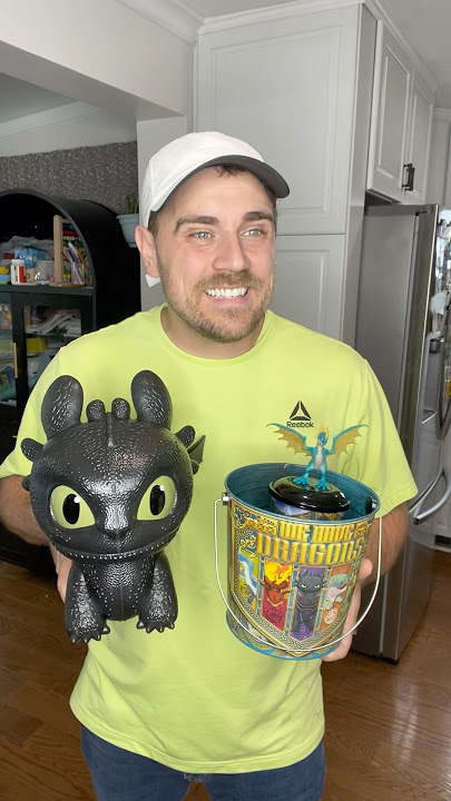 Rare PopCorn Buckets!
