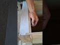 Mengunci sambungan dengan kayu penguat #woodworking #diy #tips #tools #tricks