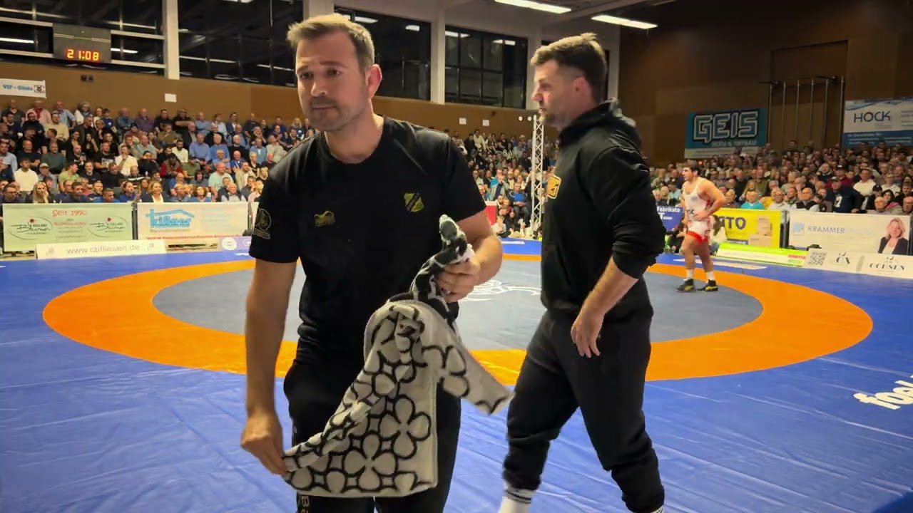 Malkhas Amoyan (ARM) vs Alexandrin Gutu(MDA).Bundesliga