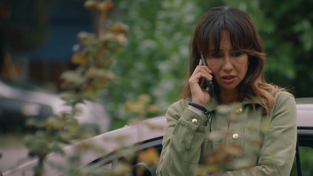 Mulher descobre que o ex-marido se casou com a filha deles e que eles estão esperando um bebê!!