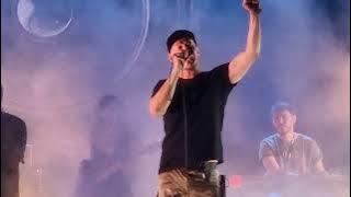 BoomBox Andriy Khlyvnyuk - Chervona Kalyna (Ой у лузі червона калина) LIVE in Warsaw 26/08/2022