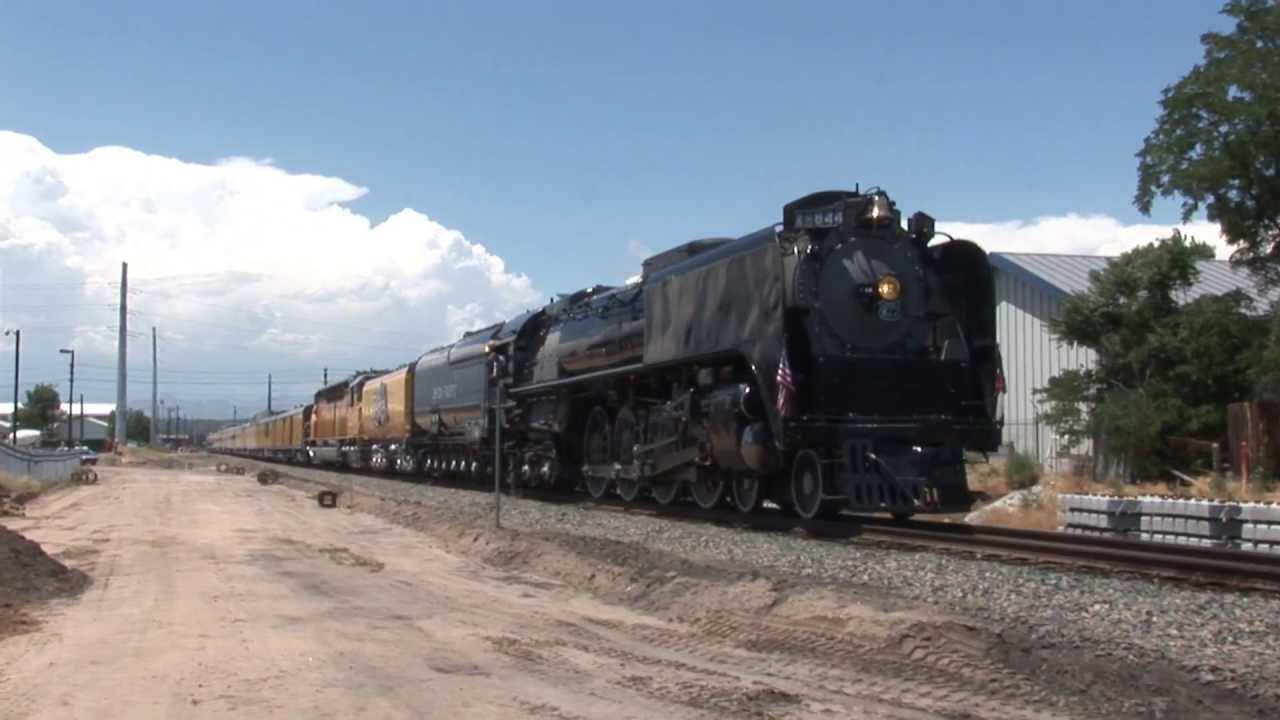 2013 Cheyenne Frontier Days Train Arrives in Denver YouTube