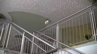 podświetlanie sufitów - zestaw planetarium - sufity podwieszane - korytarz - ciekawy sufit