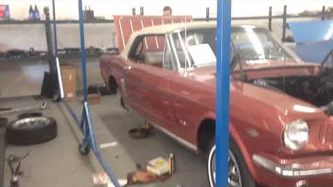 289 Engine install into Scott