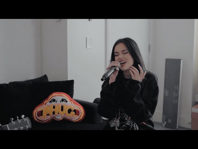 Maggie Lindemann - If I'm James Dean, You're Audrey Hepburn (Sleeping with Sirens cover) class=