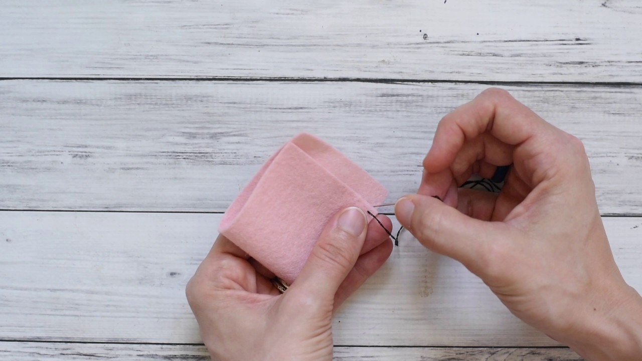 How To Whip Stitch Applique Felt Youtube