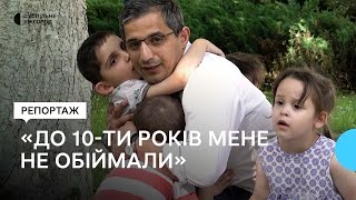 Всупереч сирітству: історія успіху Віталія Симоняна - науковця, музиканта, викладача