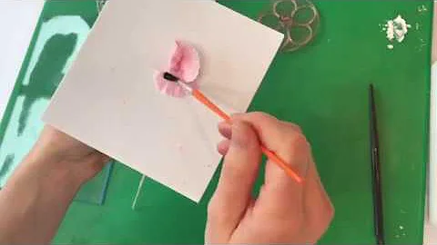 How To Make Edible Sugar Flowers | delicious. Maga...
