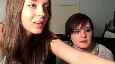 Scared girls play Amnesia - Elevator & dungeon