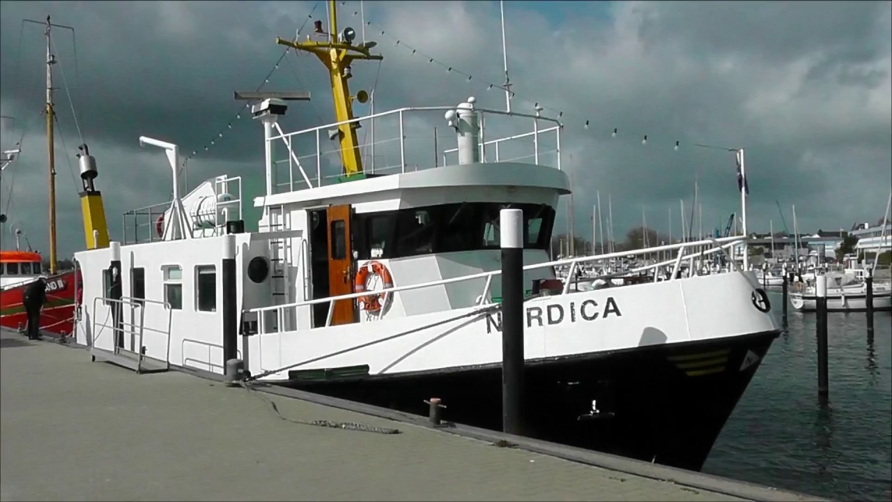 Strande Ostsee 16 Leise Kommt Die Nacht Nordica Sea Burial Reederei Ludwig Youtube