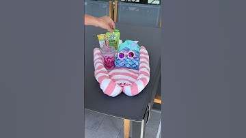 Setting up for my 40 month old toddler’s swim lesson! How to make a animal shaped towel!