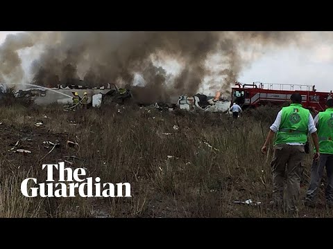 All 103 passengers survive Mexico plane crash: 'We had just taken off and the plane fell' - All 103 passengers survive Mexico plane crash: 'We had just taken off and the plane fell'