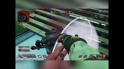 Perfect timing at the end lol (Apex Legends)