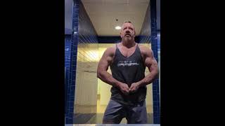 Bear Muscle Flexing #10