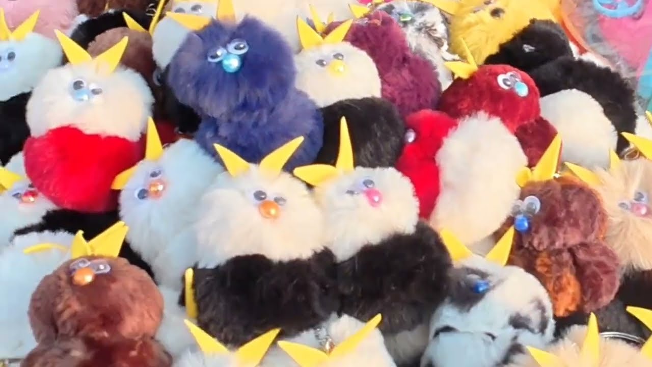 আমাদের সোনামণিরা এরকম কার্টুন পুতুল খেলতে অনেক ভালোবাসে তাই তুলে ধরলাম 