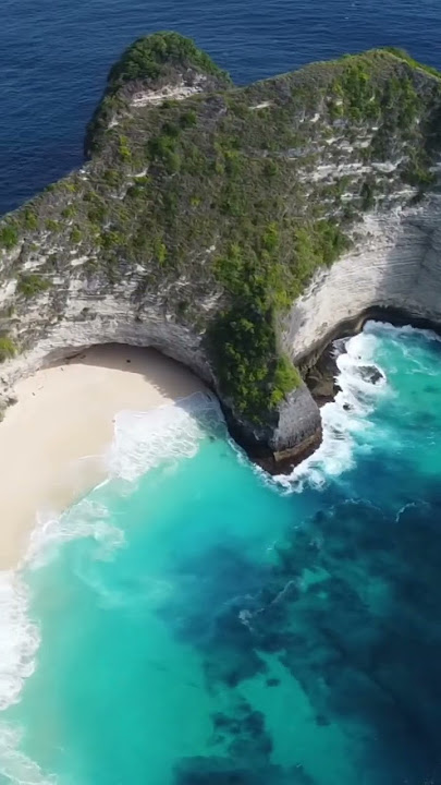Most beautiful beach in Nusa Penida - Kelingking Beach 🏝️